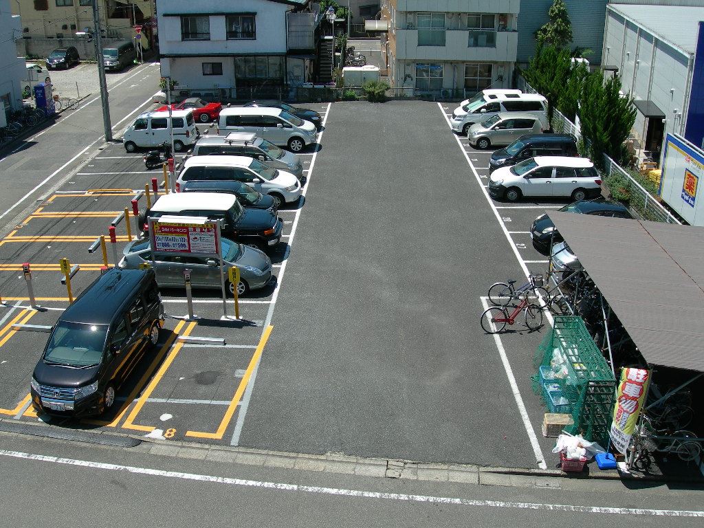 １駐車場